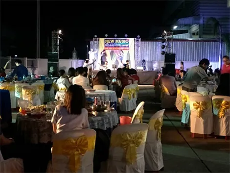 รูปงานเลี้ยงสังสรรค์ปีใหม่ 2560 ภาพที่ 10